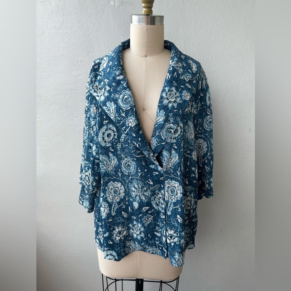 Zara floral blouse